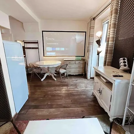 Studio With Home Cinema@Paris Chatelet Exterior photo